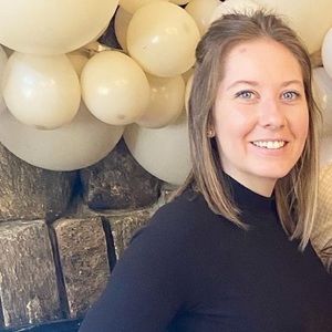 Meet your Posher, Cassie